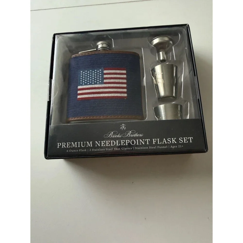 Brooks Brothers NeedlePoint American Flag 6 oz Hip Flask Set Shot Glasses Funnel